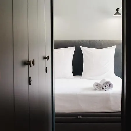 Castel Saint Clair - Trois Pieces - Centre