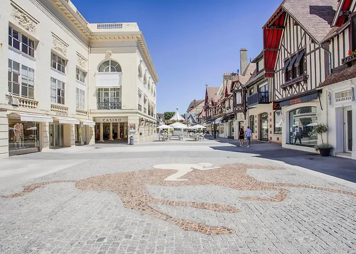 Castel Saint Clair - Trois Pieces - Centre Апартаменты