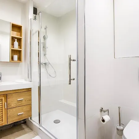 Castel Saint Clair - Trois Pieces - Centre