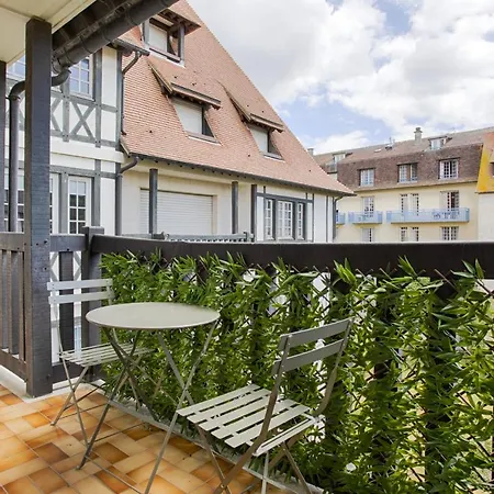 Apartment Castel Saint Clair - Trois Pieces - Centre Deauville
