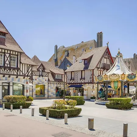 Castel Saint Clair - Trois Pieces - Centre Apartment Deauville