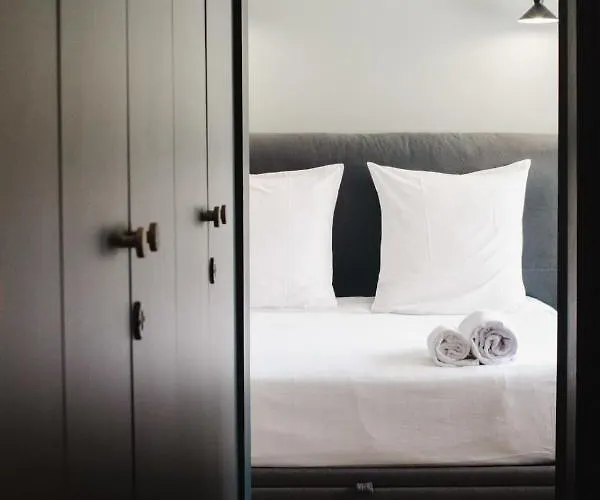 Castel Saint Clair - Trois Pieces - Centre