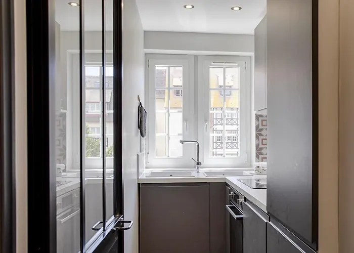 Apartment Castel Saint Clair - Trois Pieces - Centre