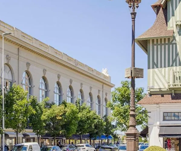 Castel Saint Clair - Trois Pieces - Centre Deauville