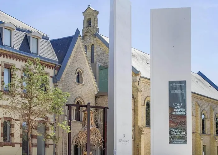 Castel Saint Clair - Trois Pieces - Centre *